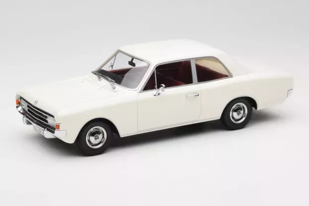 Minichamps Opel Rekord C Saloon 2-door 1966 1:18 107047001