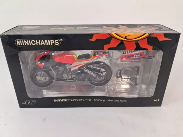 Minichamps Ducati Desmosedici Gp11 Ducati Team N 46 Motogp 2011 Valentino Rossi 1:12 122110846
