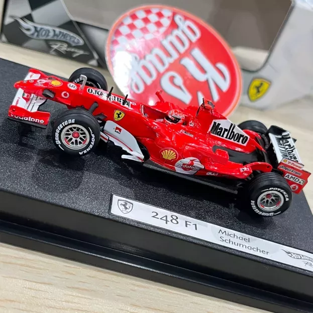 Hot Wheels Ferrari F1 248 N 5 Season 2006 Michael Schumacher 1:43 J2967
