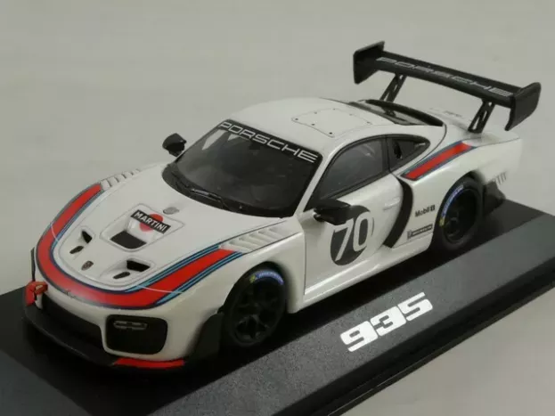 Minichamps Porsche 935 N 70 Martini Racing Base 911 991-2 Gt2 Rs Coupe 2018 1:43 WAP0209020K