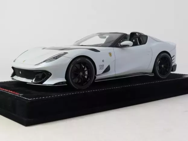 MR Models Ferrari 812 Competizione A Spider N 16 Personal Car Charles Leclerc 2022 Con Vetrina With Showcase 1:18 FE034SE