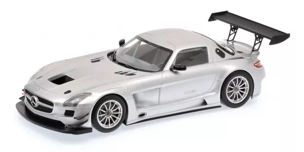 Minichamps Mercedes Sls Amg Gt3 Street 2011 1:18 151113100