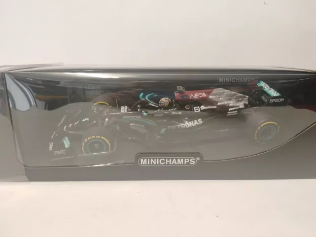 Minichamps Mercedes F1 W12 Mercedes M12 Eq Power+ Team Amg Petronas Motorsport Formula One N 44 Winner Qatar Gp 2021 Lewis Hamilton 1:18 110212144