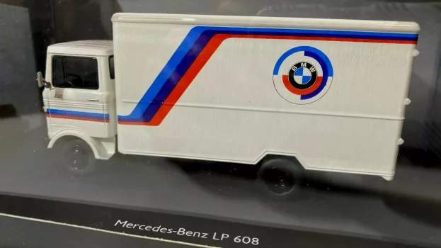 Schuco Mercedes Lp608 Truck Bmw Motorsport 1:43 450360100