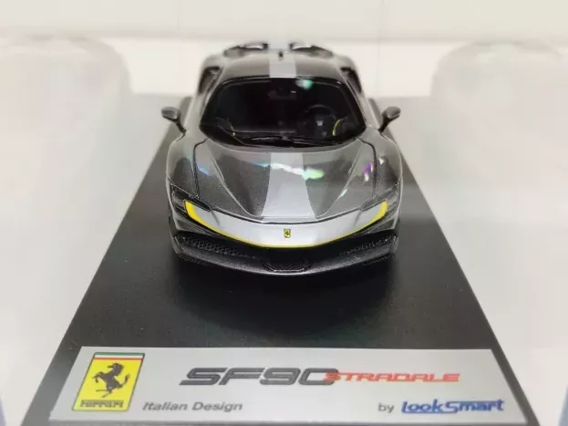 Looksmart Ferrari Sf90 Stradale Hybrid 1000hp Assetto Fiorano 2019 1:43 LS504C