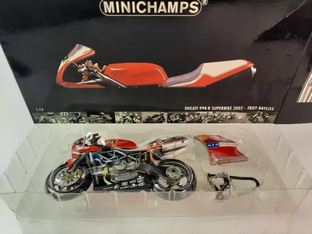 Minichamps Ducati 998r N 1 Team Infostrada Superbike 2002 Troy Bayliss 1:12 122021201