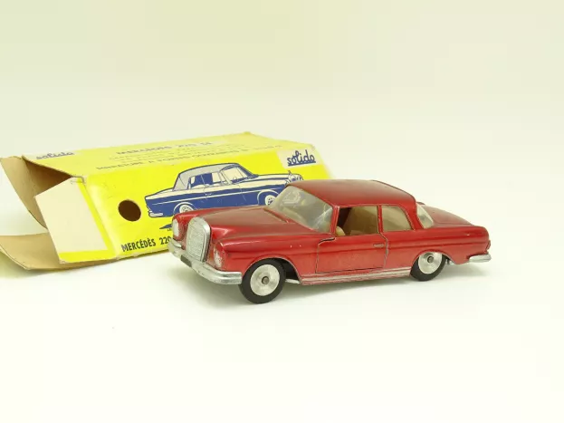 Solido Mercedes 220 Se 1:43 126