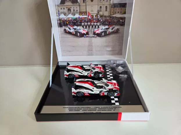 Spark Toyota Set 2x Ts050 Hybrid 2.4l Turbo V6 Team Toyota Gazoo Racing N 8 Winner 24h Le Mans 2018 F.alonso S.buemi K.nakajima N 7 2nd 24h Le Mans 2018 M.conway K.kobayashi J.m.lopez 1:43 TY13143JWM