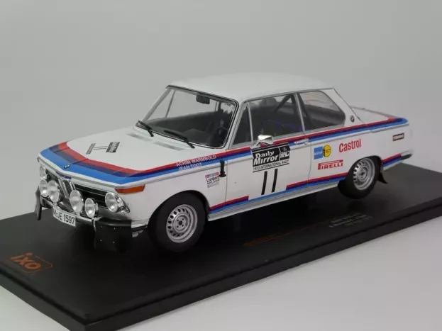 IXO Models Bmw 2002 Team Bmw Motorsport night Version N 11 Rally Rac 1973 Achim Warmbold Jean Todt 1:18 18RMC164.22