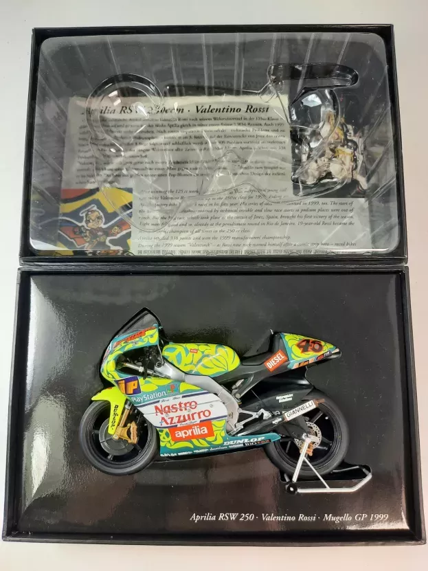 Minichamps Aprilia Rsw 250 Nastro Azzurro N 46 Team Aprilia Gp Mugello Gp 1999 Valentino Rossi 1:12 122990046