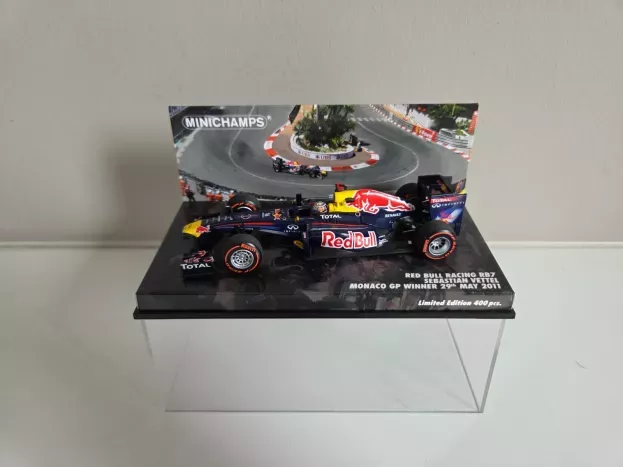 Minichamps Red Bull F1 Rb7 N 1 Winner Monaco Gp Sebastian Vettel 2011 World Champion 1:43 413110601