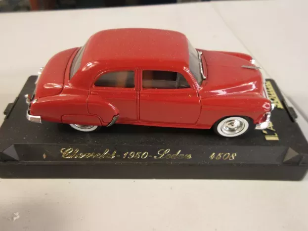 Solido Chevrolet Sedan 1950 1:43 4508