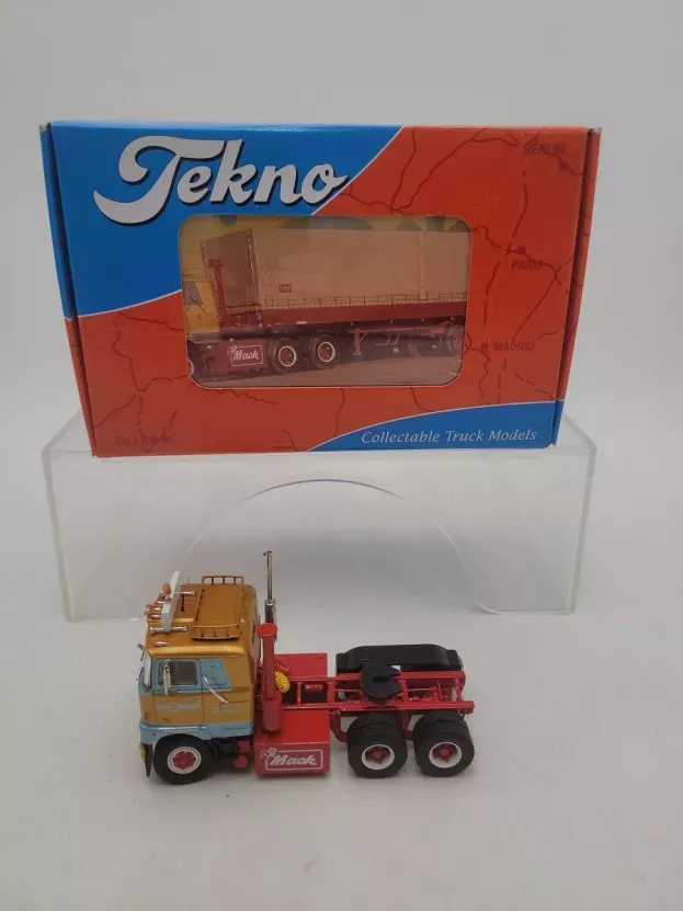 Tekno Mack Bolding Jorn Mack F700 6x4 1:50 71566