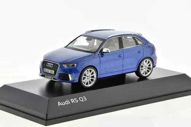 Schuco Audi Q3 Rs 4-door 2013 1:43 450751101