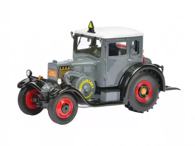 Schuco Lanz Eilbulldog Tractor 1937 1:32 450896000