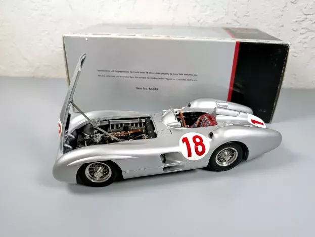 CMC Mercedes-Benz W196R 18 Juan Manuel Fangio GP Frankreich Reims 1954 1:18 M-049