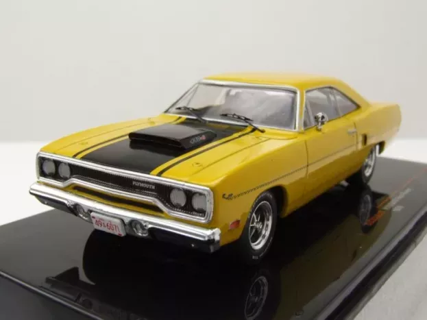 IXO Models Plymouth Road Runner 1975 1:43 CLC541N.22
