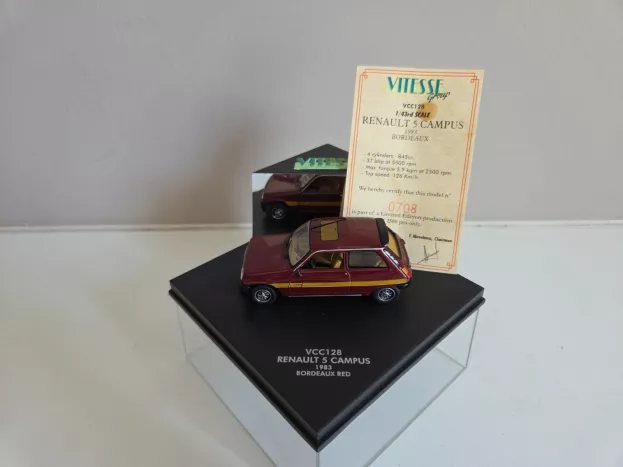 Vitesse Renault 5 Campus 1983 1:43 VCC128
