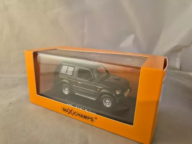 Minichamps Mitsubishi Pajero Swb 1991 1:43 940163370