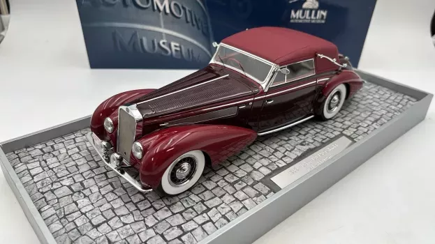 Minichamps Delage D8-120 Cabriolet 1939 1:18 107115130