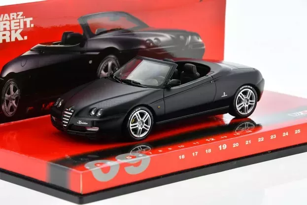 Minichamps Alfa Romeo Spider Fulda Open 2003 1:43 436120332