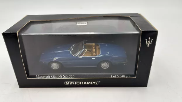 Minichamps Maserati Ghibli Spider 1969 1:43 400123330