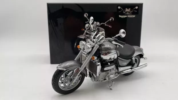 Minichamps Triumph Rocket Iii 2004 1:12 122133401