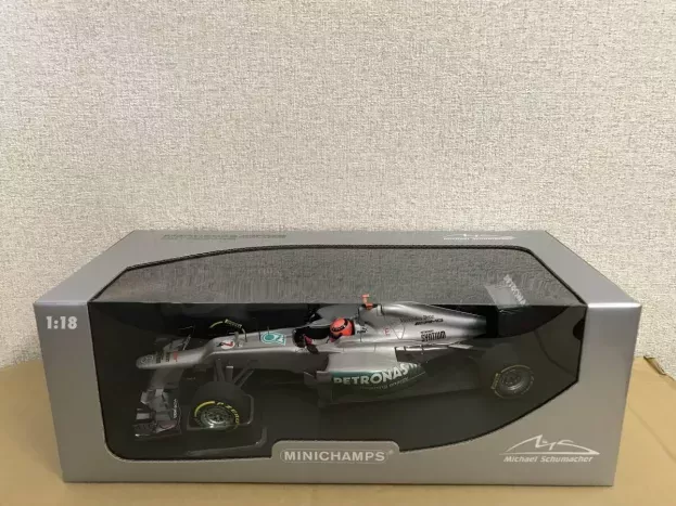 Minichamps Mercedes F1 Mgpw03 Petronas N 7 Race Version 2012 Michael Schumacher 1:18 110120007