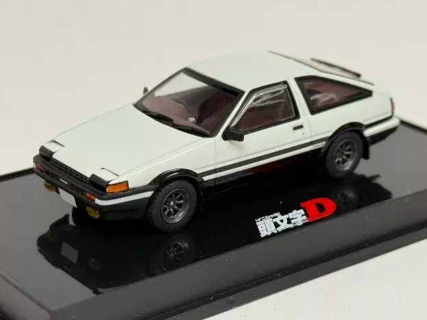 AUTOart Toyota Sprinter Trueno ae86 Initial D Legend 1 1980 1:64 20031