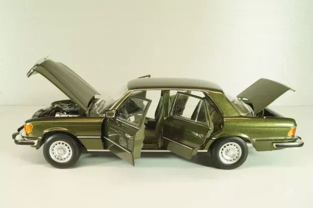 Norev Mercedes S-class 350se w116 Usa Version 1973 1:18 183972