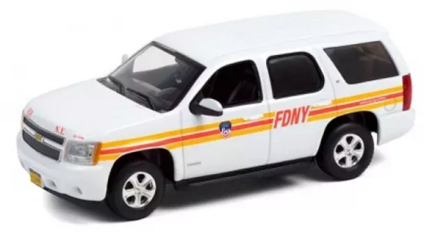 Greenlight Chevrolet Tahoe Fdny Fire Engine Department New York City 2011 1:43 86189