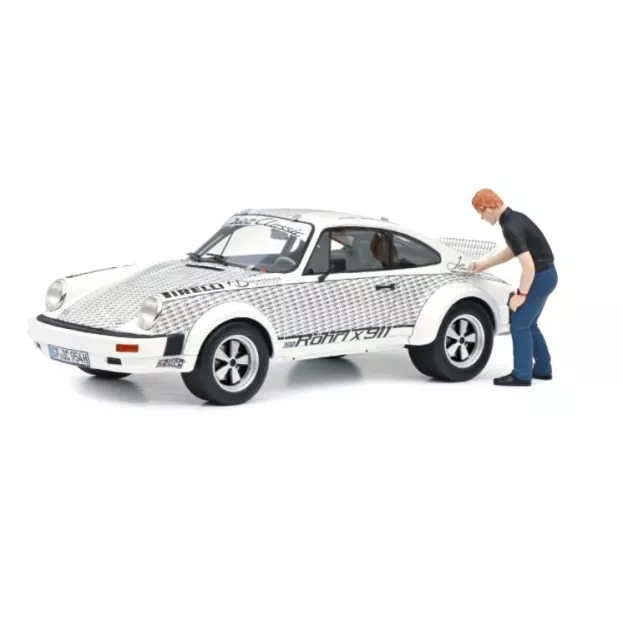 Schuco Porsche 911 Coupe With Walter Rohrl Figure 1969 1:18 450024900