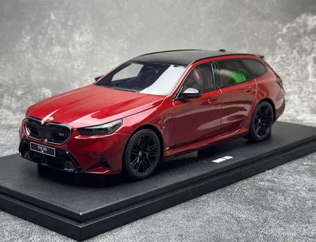 GT Spirit Bmw 5-series M5 g91 Touring Sw Station Wagon 2025 1:18 GT964