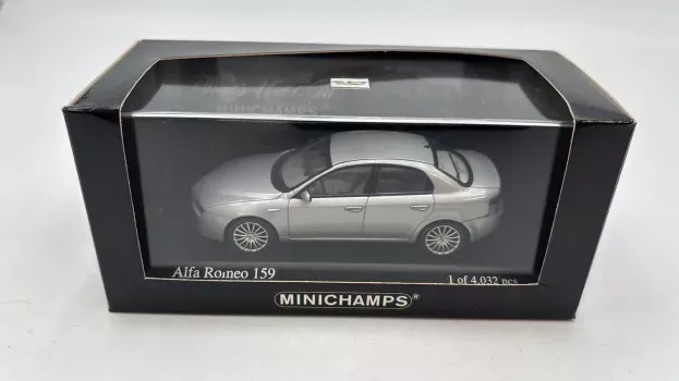 Minichamps Alfa Romeo 159 2005 1:43 400120500