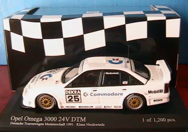 Minichamps Opel Omega a 3000 24v Commodore N 25 Dtm 1991 K.niedzwiedz 1:43 400914425