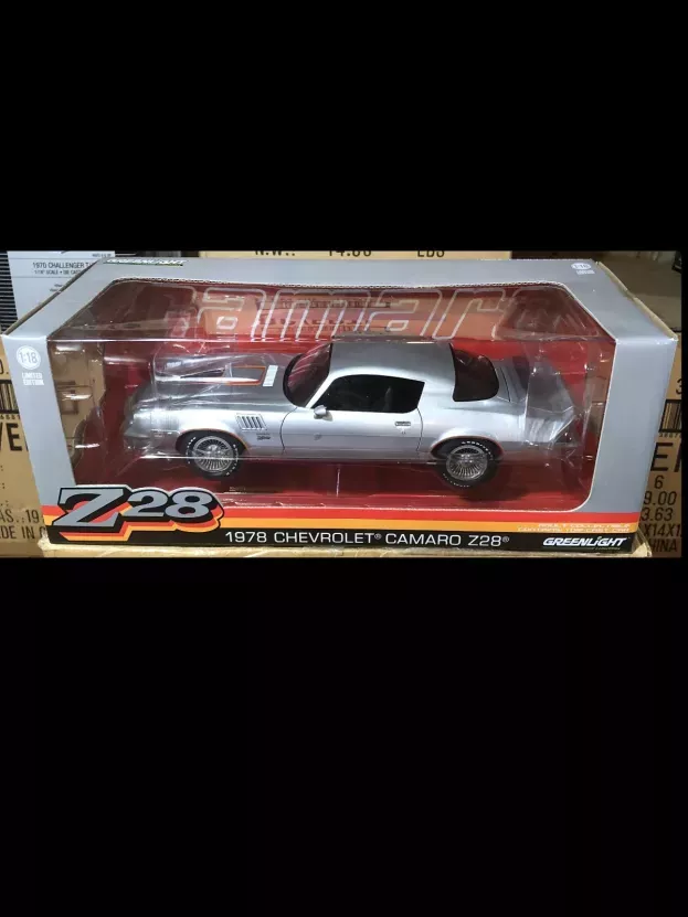 Greenlight Chevrolet Camaro Z28 Coupe 1978 1:18 12900