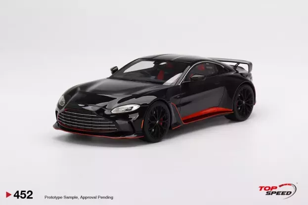 Truescale Aston Martin Vantage V12 2022 1:18 TS0452