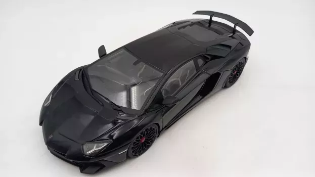 Kyosho Lamborghini Aventador Lp750-4sv Superveloce 2015 1:18 09521BK