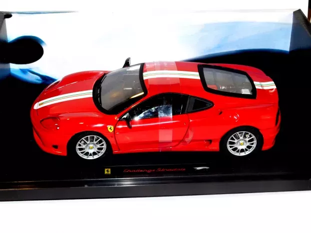 Hot Wheels Ferrari 360 Challenge Stradale 2003 1:18 P9891