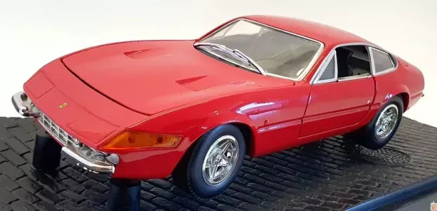 Hot Wheels Ferrari 365 Gtb 4 Daytona 1968 1:18 21353