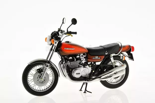Minichamps Kawasaki 900 Z1 Super 4 1973 1:12 122164100
