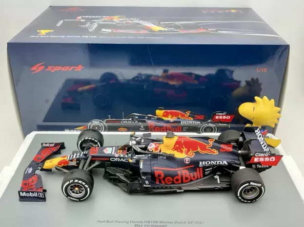 Spark Red Bull F1 Rb16b Honda Ra620h Team Red Bull Racing N 33 Winner Dutch Gp 2021 Max Verstappen With Pit Board 1:18 18S601
