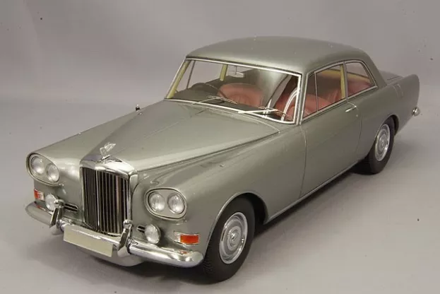 BoS Models Bentley S3 Continental Mulliner Park Ward Fhc 1963 1:18 BOS301