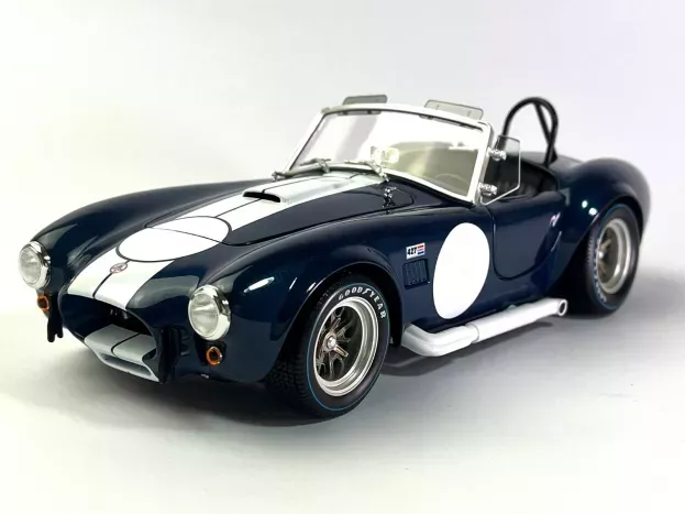 Kyosho Ford Shelby Cobra 427 S c Spider 1962 1:18 08047DBL