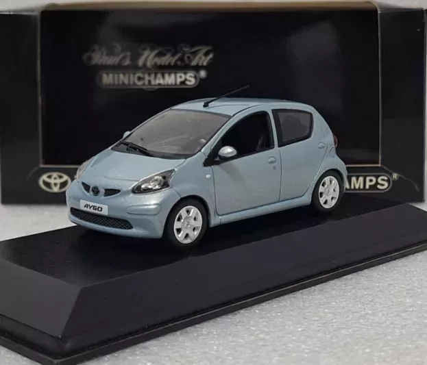 Minichamps Toyota Aygo 2005 1:43 166400