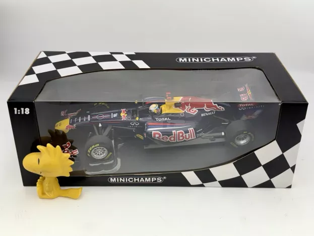 Minichamps Red Bull F1 Rb7 N 1 Sebastian Vettel Season 2011 World Champion 1:18 110110001