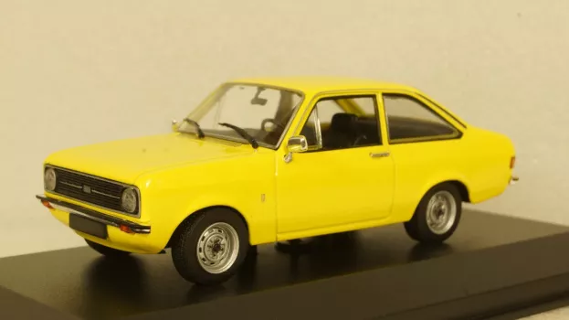 Minichamps Ford Escort 1975 1:43 940084100