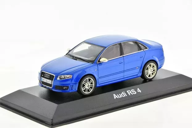 Minichamps Audi A4 Rs4 2005 1:43 5010509133