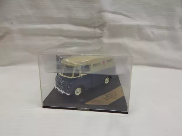 Vitesse Morris Ld150 Van Bmc Service 1959 1:43 CV010