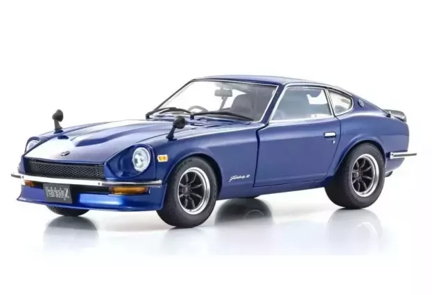 Kyosho Nissan Fairlady Z-l s30 Coupe 1970 1:18 08220WBL